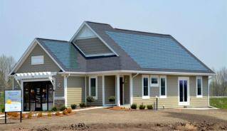 picture of house with solar panels