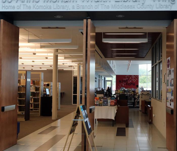 Entrance to the Komoka Library Branch
