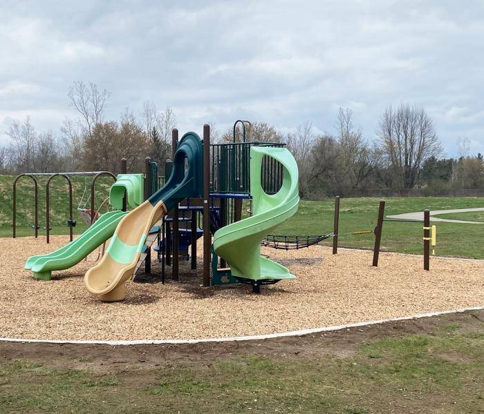 Caverhill Park Playground